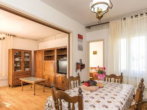 23727502-Ferienwohnung-4-Pula (Istarska)-300x225-2