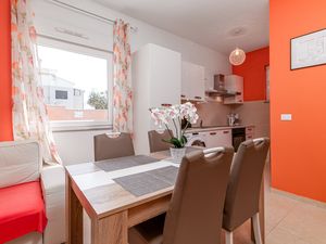 23916971-Ferienwohnung-3-Pula (Istarska)-300x225-4