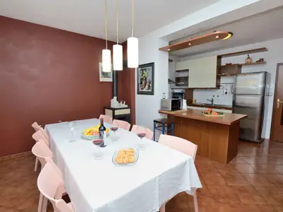 Ferienwohnung für 7 Personen (160 m²) in Pula (Istarska) 2/10