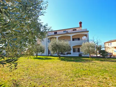 Ferienwohnung für 3 Personen (32 m²) in Štinjan 1/10