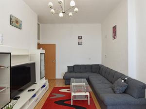 24036440-Ferienwohnung-4-Pula (Istarska)-300x225-2