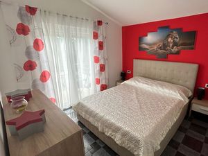 23923731-Ferienwohnung-4-Pula (Istarska)-300x225-4