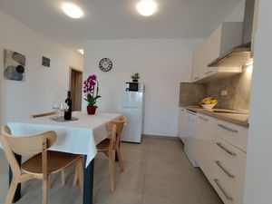 23961224-Ferienwohnung-3-Pula (Istarska)-300x225-5