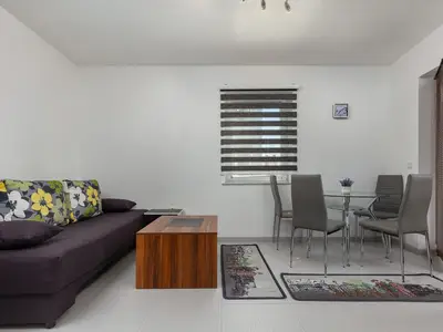 Ferienwohnung für 2 Personen (30 m²) in Pula (Istarska) 1/10
