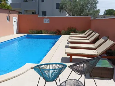 pool
