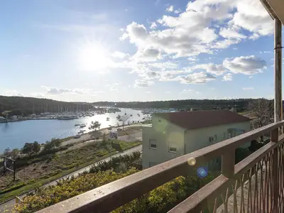 Ferienwohnung für 4 Personen (50 m²) in Pula (Istarska) 1/10