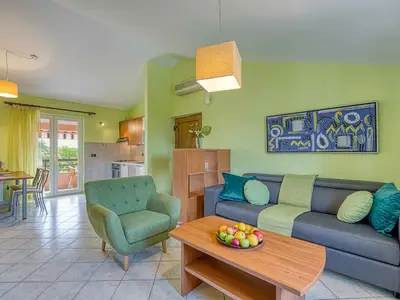 Ferienwohnung für 6 Personen (60 m²) in Pula (Istarska) 1/10