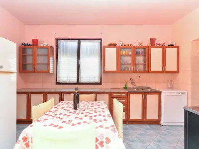 Ferienwohnung für 6 Personen (100 m²) in Pula (Istarska) 8/10