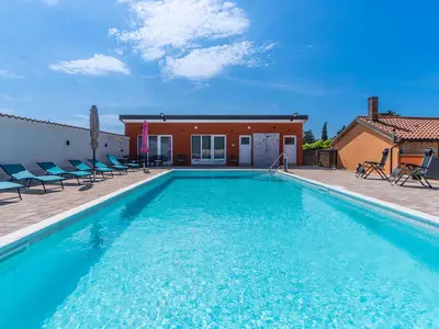 Ferienwohnung für 3 Personen (40 m²) in Pula (Istarska) 1/10