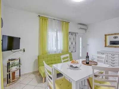 Ferienwohnung für 2 Personen (37 m²) in Štinjan 9/10