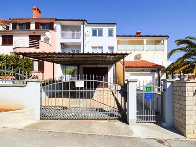 Ferienwohnung für 2 Personen (50 m²) in Pula (Istarska) 1/10