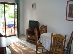 22436787-Ferienwohnung-6-Punat-300x225-5