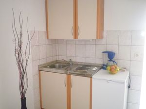 21727553-Ferienwohnung-4-Punat-300x225-5