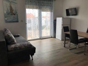 21748523-Ferienwohnung-0-Punat-300x225-5