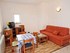 23928445-Ferienwohnung-6-Punat-300x225-2