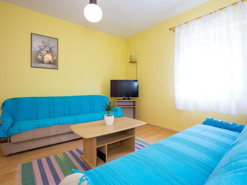 23931886-Ferienwohnung-6-Punat-800x600-1