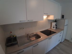 23944672-Ferienwohnung-6-Punat-300x225-1