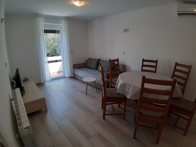 23944672-Ferienwohnung-6-Punat-800x600-2