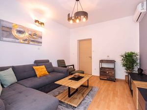 24006495-Ferienwohnung-4-Punat-300x225-3