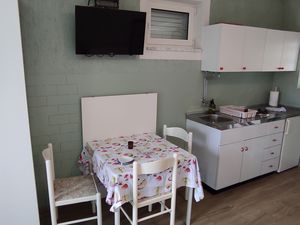 18921865-Ferienwohnung-3-Punat-300x225-3