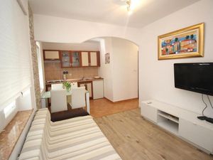 23671716-Ferienwohnung-3-Punat-300x225-1