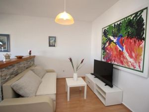 23671712-Ferienwohnung-3-Punat-300x225-2