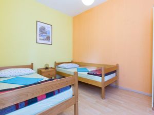 22434217-Ferienwohnung-4-Punat-300x225-4