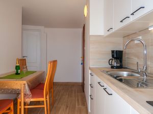 23850117-Ferienwohnung-4-Punat-300x225-1