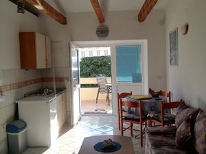 21727549-Ferienwohnung-3-Punat-300x225-1