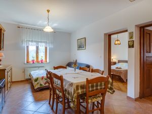 18559897-Ferienwohnung-5-Punta Kriza-300x225-1