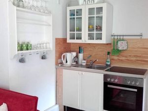 23488838-Ferienwohnung-2-Putbus-300x225-0