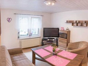 291670-Ferienwohnung-5-Putbus-300x225-1