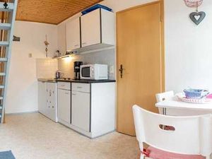 291670-Ferienwohnung-5-Putbus-300x225-4