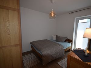 23884303-Ferienwohnung-4-Putbus-300x225-4