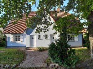 13549095-Ferienwohnung-6-Putbus-300x225-1