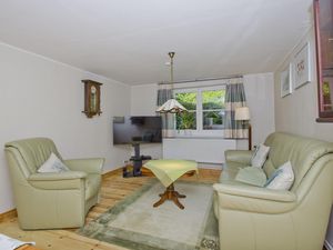 23956812-Ferienwohnung-5-Putbus-300x225-3