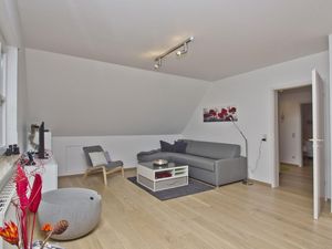 23956871-Ferienwohnung-6-Putbus-300x225-1