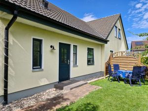 22404973-Ferienwohnung-3-Putbus-300x225-2