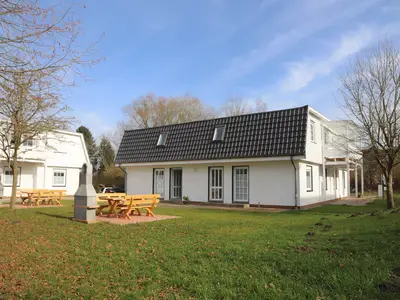 Ferienwohnung für 4 Personen (43 m²) in Putbus 1/10