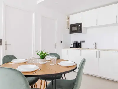 Ferienwohnung für 7 Personen (53 m²) in Puteaux 2/10