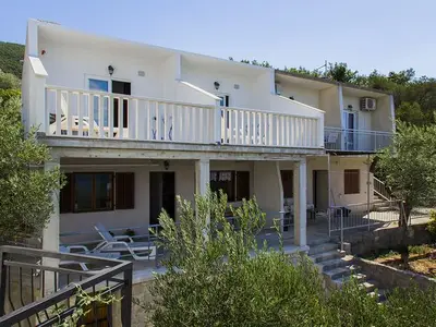 Ferienwohnung für 3 Personen in Putniković 2/10