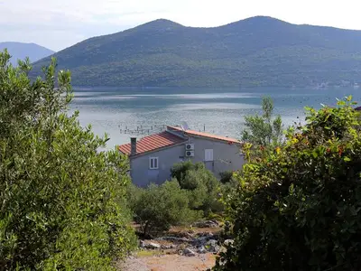 Ferienwohnung für 4 Personen in Putniković 4/10