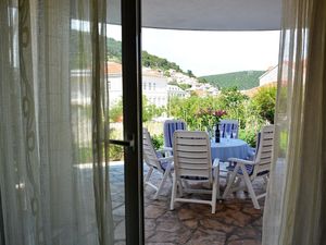 22439345-Ferienwohnung-6-Pučišća-300x225-1