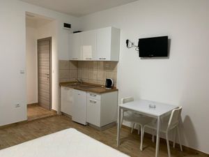 21553635-Ferienwohnung-3-Pučišća-300x225-1