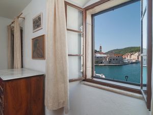 23720231-Ferienwohnung-4-Pučišća-300x225-2