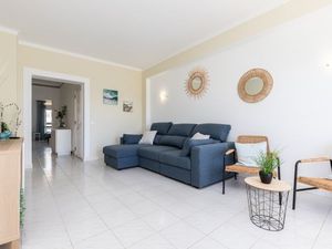 23447904-Ferienwohnung-8-Quarteira-300x225-4