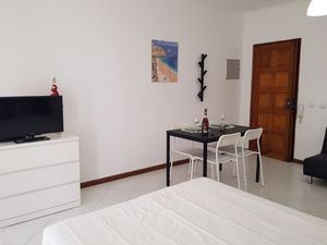 23352572-Ferienwohnung-3-Quarteira-300x225-3