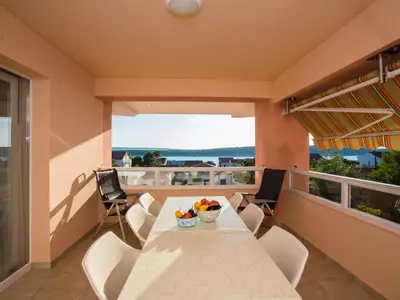 Ferienwohnung für 6 Personen (80 m²) in Rab 8/10