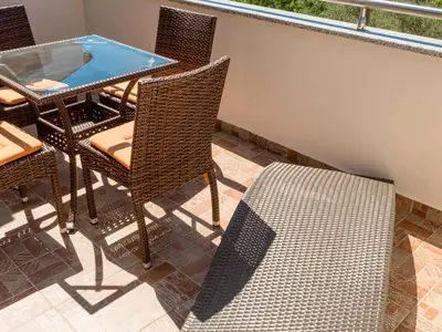 Ferienwohnung für 3 Personen (45 m²) in Rab 6/10