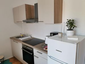 23574410-Ferienwohnung-2-Rab-300x225-5